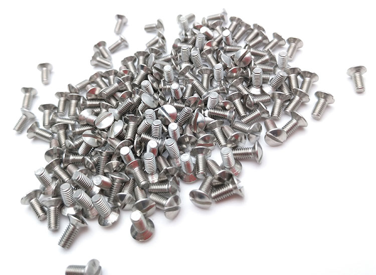 Slotted Oval Head Machine Screws