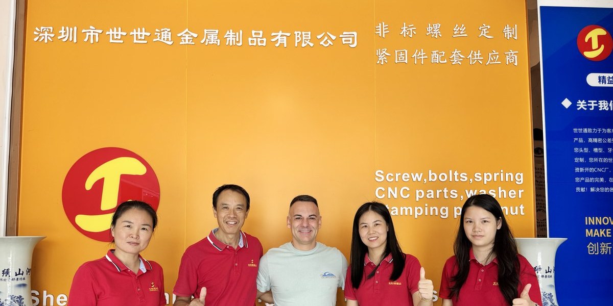 Customer visit at Shi Shi Tong